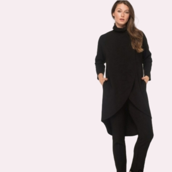 Joseph Ribkoff Tops - Joseph Ribkoff Black Textured Tunic Women's US Size 6